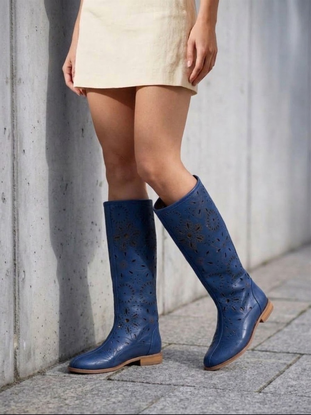 RARE Unbranded Blue Perforated Leather Summer Boots Boho Laser Cut Size 39